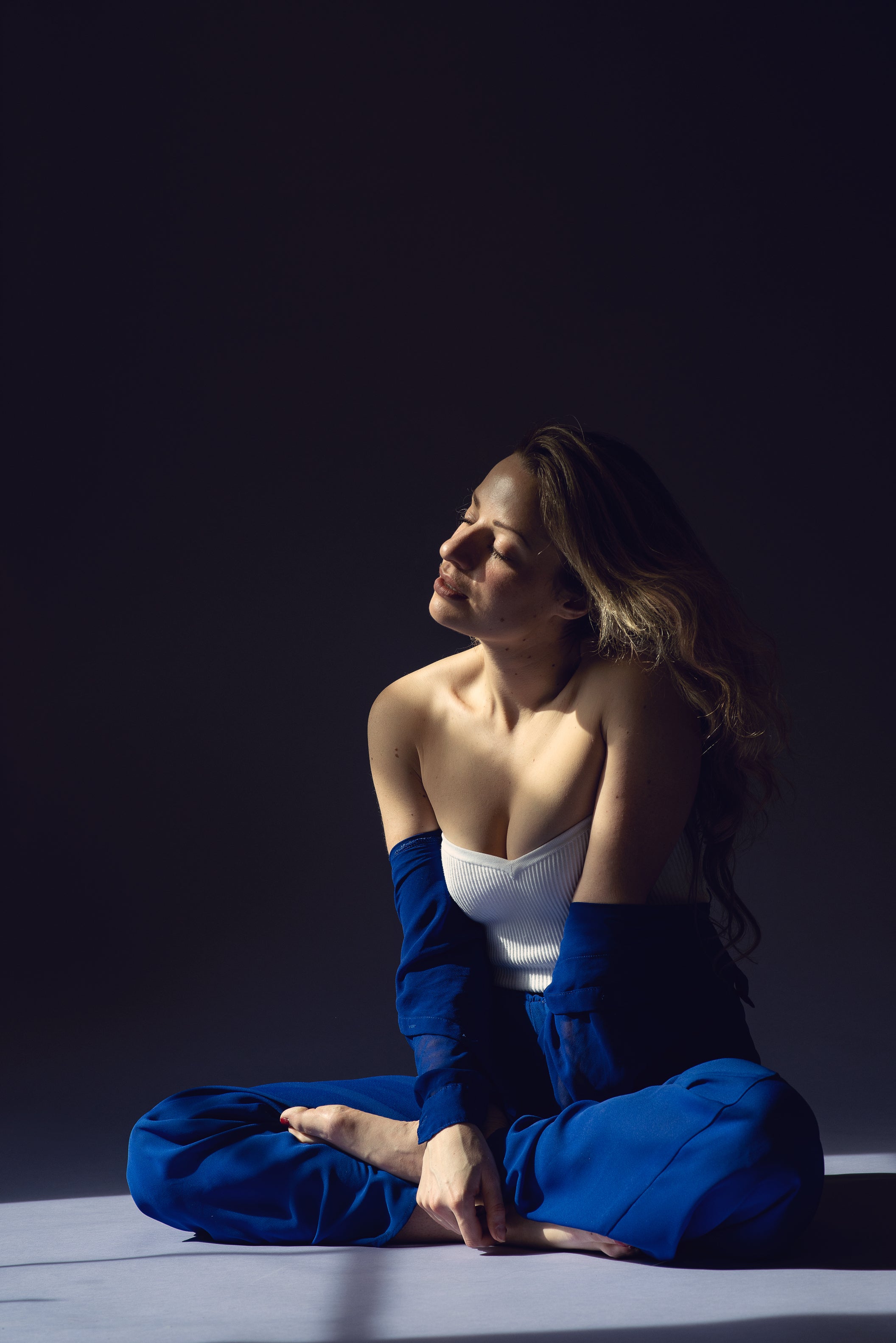 files/woman-cross-legged-with-her-eyes-closed.jpg